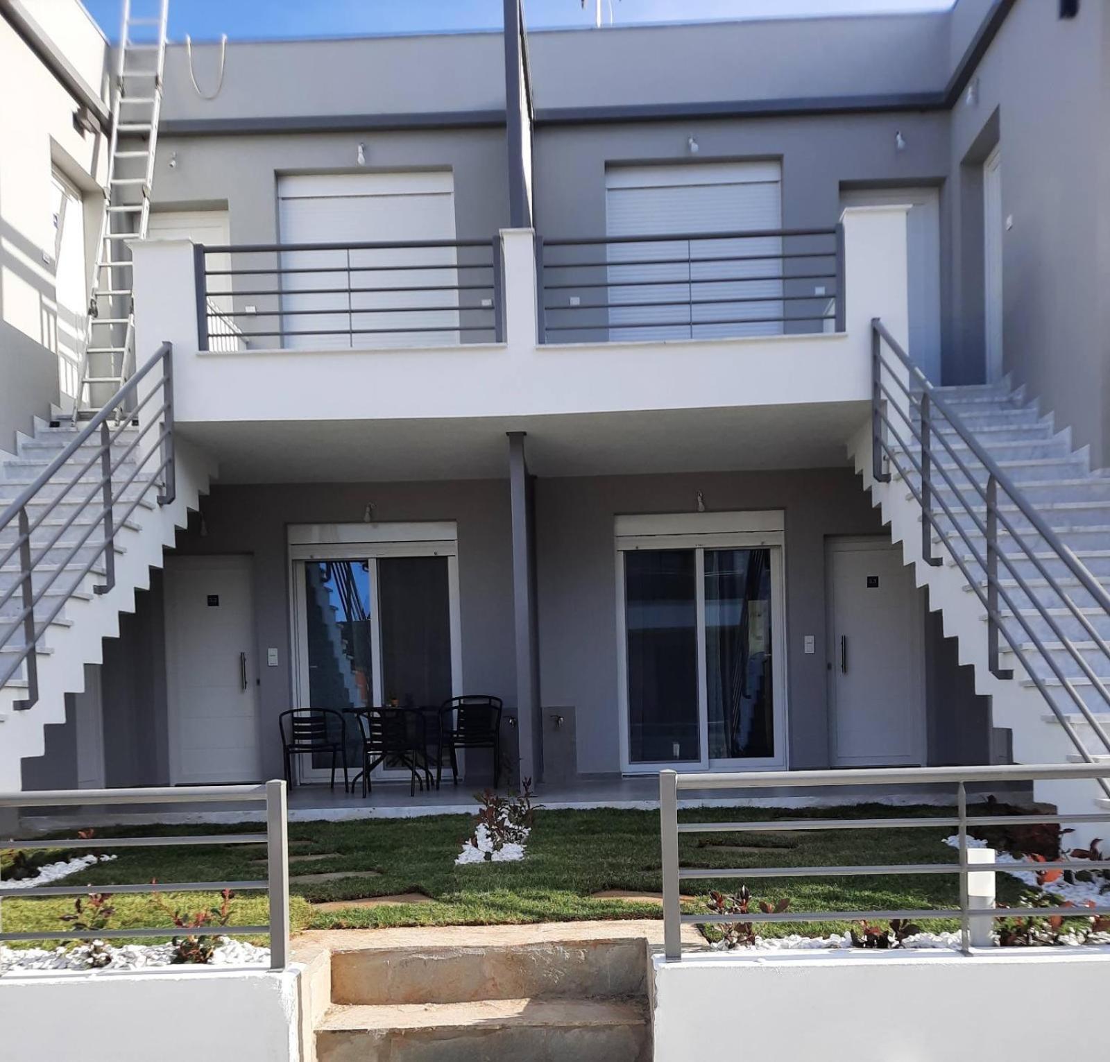 Kalofas Apartments Amaryllis Ofrínion Exterior photo
